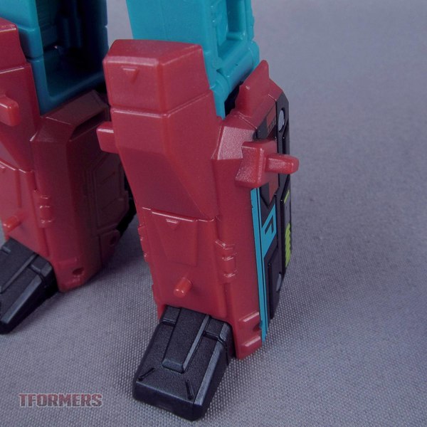 Deluxe Perceptor Convex   TFormers Titans Return Wave 4 Gallery 051 (51 of 185)